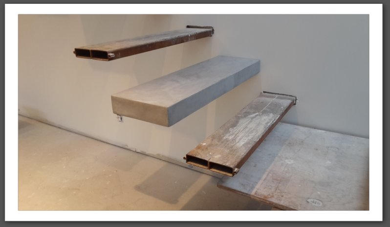 escalier suspendu-Floating staircases-floating stairs-cantilevered stair-Suspended stairs-concrete stair-concrete Stairs-Outdoor floating stair-floating stair kit-kragende-treppen-scale-autoportanti scala -sospesa escalera-volada escalera-escalera-suspendida